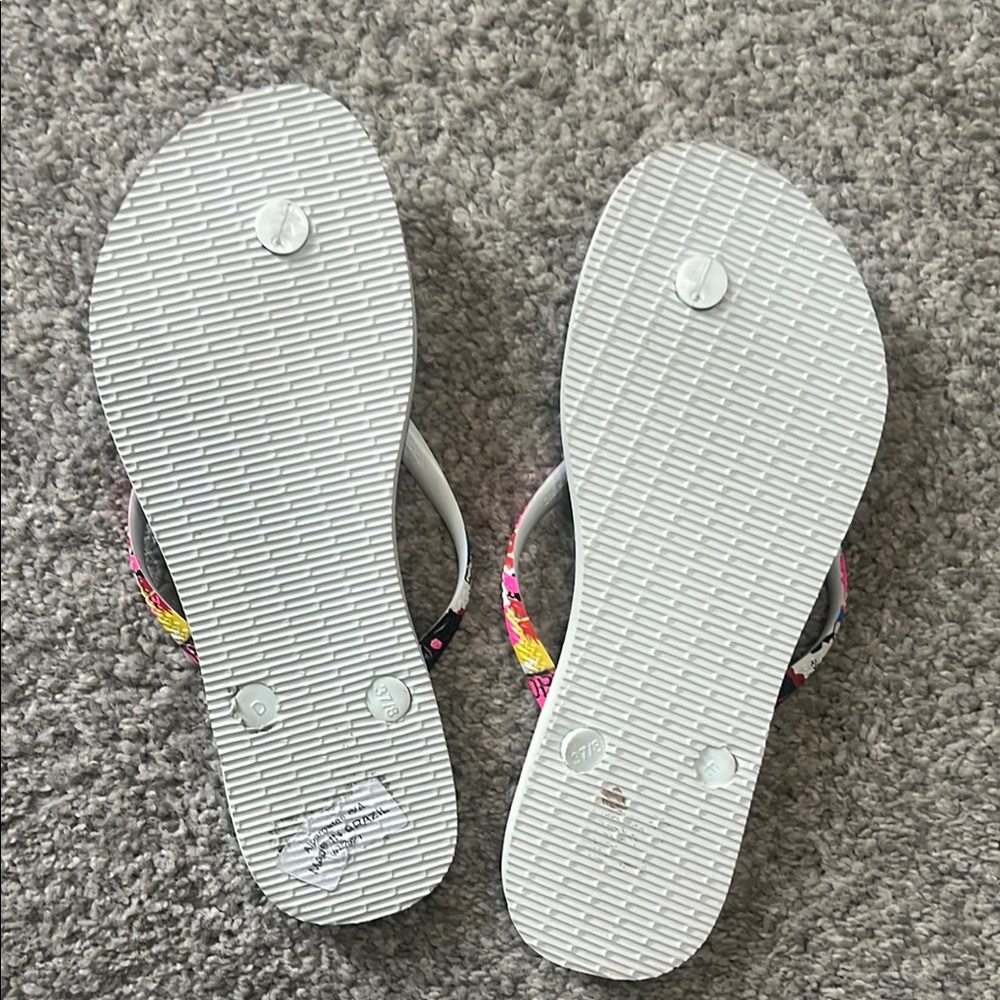 Minnie Mouse Havaianas Colorful Graphic Flip Flops size 7/8 - Picture 2 of 3